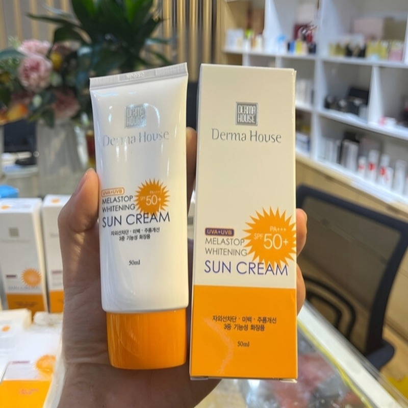 Derma House Melastop Whitening Sun Cream SPF50+ PA+++ - Image 2