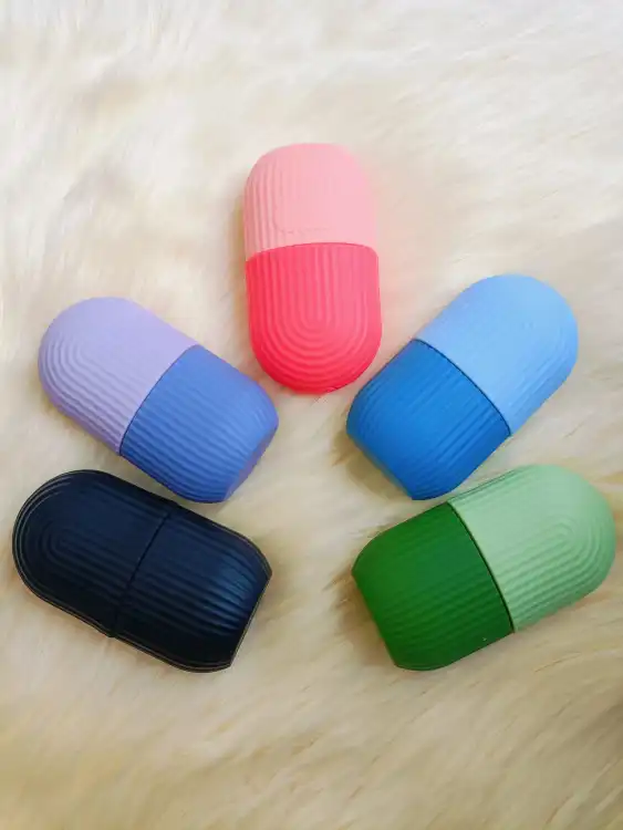 Reusable Beauty Ice Facial Roller Random Color 1 Pcs - Image 2