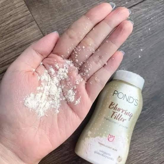 POND'S Blurring Filler Transparent Powder - Image 2