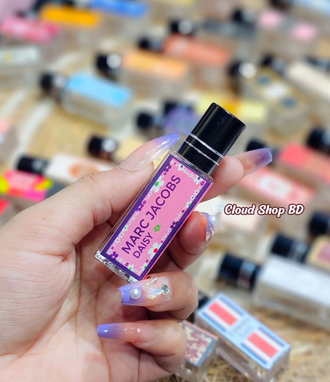 MARC JACOBS DAISY